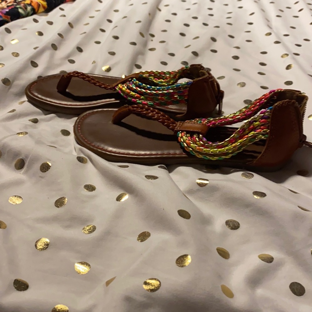 American Eagle sandals. Size 13.5